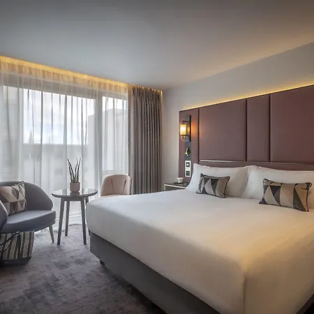 The Spencer 4*